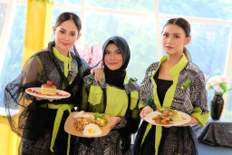 Fashion and Food Parade Collaboration by Embran di Quest Hotel