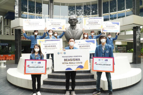 Pandemi Covid-19, UK Petra Kucurkan Beasiswa Rp 5,5 Milyar