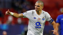 Bek FC Porto Pepe, Pemain Veteran Grup F Paling Sepuh