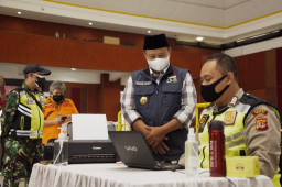 Pemda Provinsi Jabar-Kota Cimahi Gelar Sentra Vaksinasi COVID-19