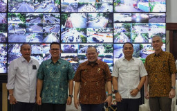 Pastikan Perpanjangan Sewa Stan Pasar Turi Baru 25 tahun