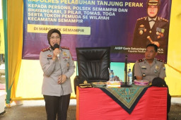Dilatih Public Speaking dan Humanisme