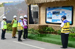Presiden Jokowi Resmikan Bendungan Kuningan  Mengairi 3.000 Hektare Sawah di Jabar dan Jateng
