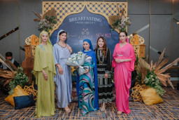 Glads.Collection, Nyaman dan Fashionable dalam Balutan Kaftan di Arabian Night