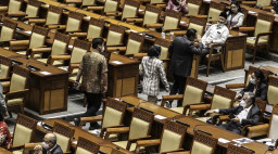 RUU Cipta Karya Disahkan Jadi UU tanpa Gangguan Demo Buruh