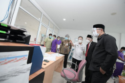 Ridwan Kamil Dampingi Menko PMK Tinjau Pelayanan dan Fasilitas RSKIA Bandung