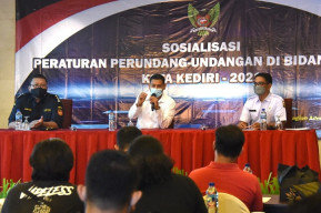 Wali Kota Kediri Beri Arahan User dan Seller Vape untuk Gunakan Rokok Elektrik Legal