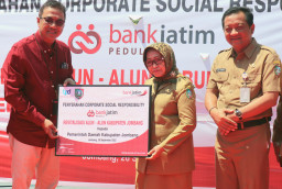 Lewat Program CSR, Bank Jatim Bantu Revitalisasi Alun Alun Jombang