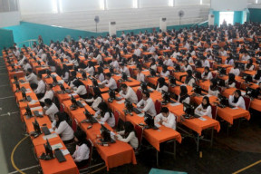 55.686 CPNS Jatim Lolos Syarat Administrasi