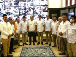 Silaturahmi Dengan Eri Cahyadi, Ketua DPC Gerindra Kota Surabaya Apresiasi Slogan Gotong Royong Walikota