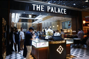 Kolaborasikan Gerai Perhiasan dan F&B, The Palace X Bakerzin Jadi yang Pertama di Indonesia