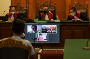 Sidang Pencurian Becak untuk Game Online