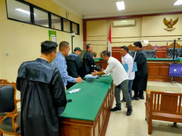 Penyuap Sahat Minta Dihukum Ringan, Siap Buka-Bukaan Keborokan Dana Hibah di Jatim