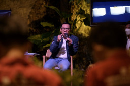 Terima Aspirasi Mahasiwa, Ridwan Kamil : Energi Terbarukan untuk Kesejahteraan Rakyat
