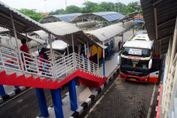 Jumlah Penumpang Turun Drastis Hingga 80 Persen