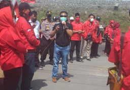 Datangi Polres Blitar, PDIP Minta Polisi Usut Kasus Pembakaran Bendera