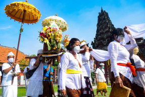 Perayaan Hari Raya Nyepi 1943 Surabaya Dilaksanakan secara Sederhana