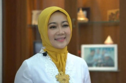 Dua Kali Disuntik Vaksin, Istri Gubernur Jabar Positif Covid-19