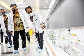 Vaksin Sinovac, Sedang Dimonitor Khasiat dan Keamanannya