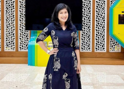 None Jakarta, Moderator Debat