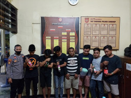 11 Remaja Gelar Pesta Miras di Rumah Kos