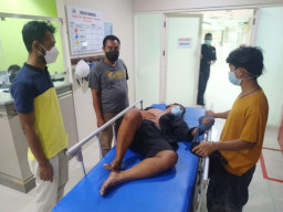 Remaja Dibacok Teman di Warung Kopi