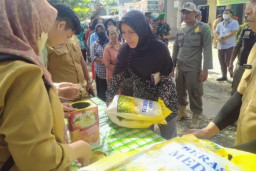 Pemkab Trenggalek Soroti Harga Minyak Goreng dan Beras di Pasaran