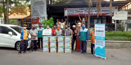 Gandeng Wartawan, NH Zakatkita Bagikan Bingkisan Lebaran di Tengah Pandemi