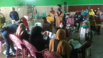 Desa di Jombang Salurkan Bansos Covid-19 Tahap III