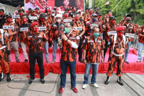 Pemuda Pancasila Kawal Eri Cahyadi - Armudji di Pilwali Surabaya