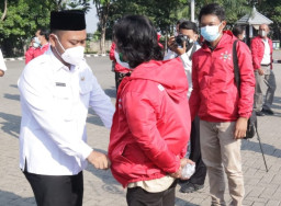 Gus Yani Kukuhkan 61 Relawan Pemulasaran Jenazah Covid-19