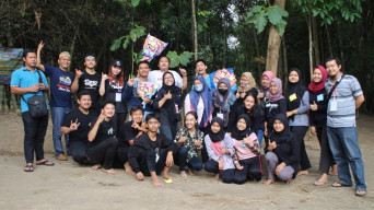 Pasukan Pengabdian Masyarakat Untag Tingkatkan SDM Lewat Karang Taruna