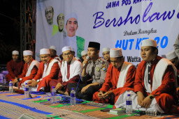 Mengenal Bripka Sutrisno, Anggota Polres Pamekasan yang Aktif Jadi Bilal dan Membumikan Gerakan Solawat di Masyarakat