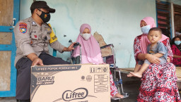 Demi Bantu Penyandang Disabilitas Bripka Latip Utomo Rela Sisihkan Sebagian Gajinya