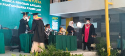 Gelar Wisuda, UWP Beri Beasiswa Untuk Mahasiswa Berprestasi