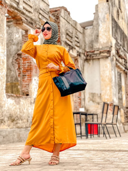 Kini Hobi Traveling Mommy Deve Sukses Menjadi Influencer Profesional