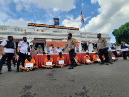Luar biasa! Polrestabes Tangkap 8 Tersangka Narkoba bersama 44,7 Kg Sabu, 1,34 Kg Ganja dan 31 ribu Ekstasi