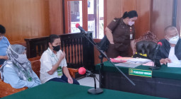 Tanda Setya Bayar Tagihan Pakai BG Kosong