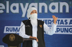 Tujuh Daerah di Jatim Level 1, Khofifah Genjot Capaian Vaksinasi