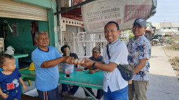 Gandeng Pengusaha Ayam, KWG Berbagi Telur Gratis kepada PKL