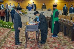 PAW DPRD Jatim, Rosyidi Gantikan Bayu Airlangga