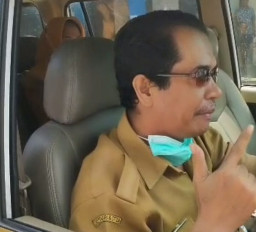 Mantan Cabup Sampang Jadi Sopir Pusling