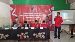 DPC PDIP Sampang Adakan Pendidikan Politik