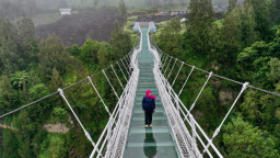 Gubernur Khofifah Pamerkan Icon Baru Wisata di Kawasan Bromo