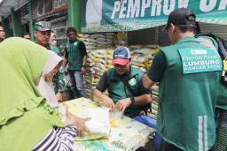 Kendalikan Inflasi, Pemkab Lumajang Gelar Operasi Pasar Beras
