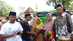 Di Kab. Sumenep, Tradisi Lebaran Ketupat, Ziarahi Makam para Raja dan Wali