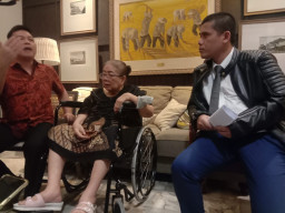 Tega, Seorang Ibu Digugat Anak Kandung Terkait Warisan