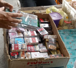 Operasi Rokok Ilegal, Satpol PP Temukan Puluhan Merk Rokok Tanpa Pita Cukai