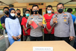 Curi Tiga Motor, Dua Pemuda Dibekuk Polisi