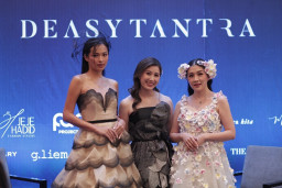 Deasy Tantra Hadirkan Runway Show ''The Echoes of Seasons'', Representasikan Siklus Kehidupan Manusia